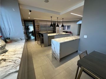 APARTAMENTO DE LUJO EN ALTO PRADO