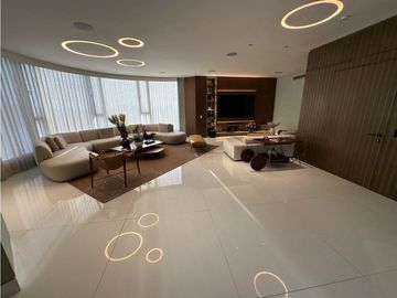 APARTAMENTO DE LUJO EN ALTO PRADO