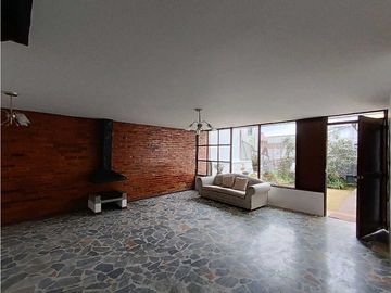 Venta Casa Lote 4 alcobas La Camelia Manizales