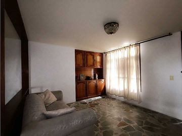 Venta Casa Lote 4 alcobas La Camelia Manizales