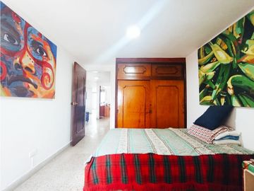 Apartamento para la venta en Laureles. Medellín.