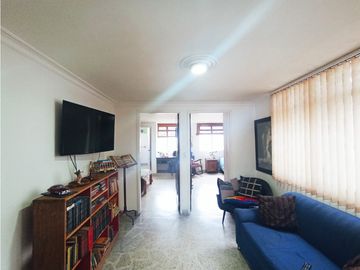 Apartamento para la venta en Laureles. Medellín.