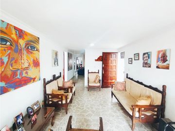 Apartamento para la venta en Laureles. Medellín.