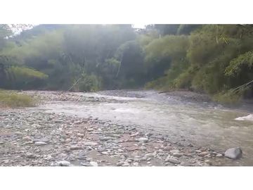 Se Vende Lote A Borde De Via Principal Barragan Genova