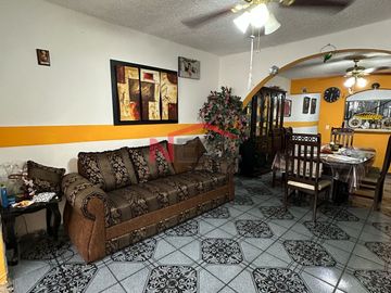 🏠 ¡Venta de casa en Colosio!