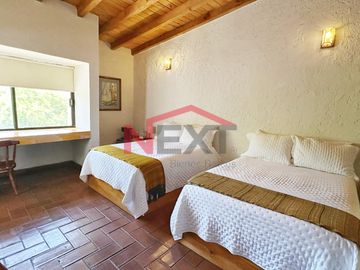CASA EN VENTA EN CERRADA LOS CANARIOS