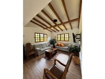 SE VENDE FINCA AMOBLADA EN MARINILLA VIA EL PEÑOL CERCA ALTO DEL [S&S]