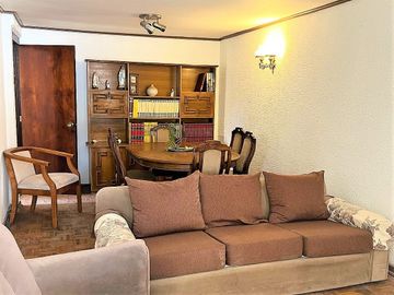 Venta de casa de 6 dormitorios, en Villa Los Paltos, Quillota.