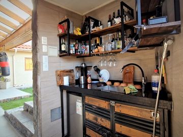 Venta de hermosa casa de dos pisos, en condominio exclusivo de 8 casas - La Cruz, Quillota.