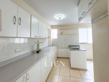 Dúplex de 5 Dormitorios con Vista a Parque - Amplios Espacios y Excelente Ubicación