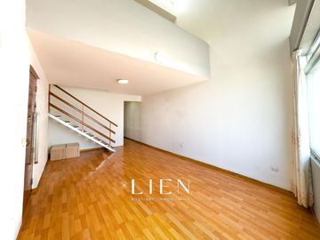 Dúplex de 5 Dormitorios con Vista a Parque - Amplios Espacios y Excelente Ubicación