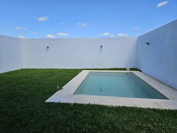 CASA EN VENTA EN RESIDENCIAL CON AMENIDADES EN CONKAL, YUCATÁN