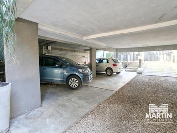 Departamento en venta en San Isidro - APTO CREDITO  3 amb. con 2 baños, balcon y cochera.