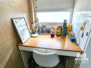 Departamento en venta en San Isidro - APTO CREDITO  3 amb. con 2 baños, balcon y cochera.
