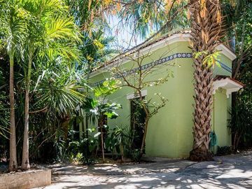 Mansion with great potential for a boutique hotel just steps from Paseo Montejo