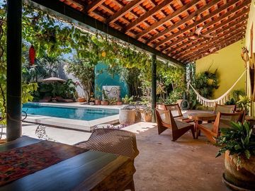 Mansion with great potential for a boutique hotel just steps from Paseo Montejo