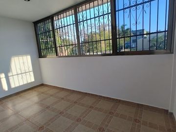 CASA EN VENTA UBICADA EN COLONIA GARCIA GINERES ZONA CÉNTRICA DE MÉRIDA.