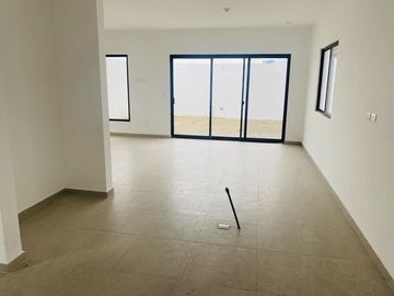 Casa en Venta, Entorno Natural, Fraccionamiento Alamo Sur, Santiago Nuevo León
