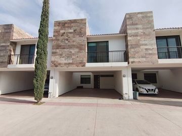 Casa en Venta en Artezza Residencial