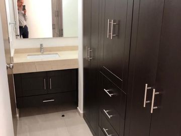 VENTA o RENTA DEPARTAMENTO  EN PRIVALIA QUERETARO