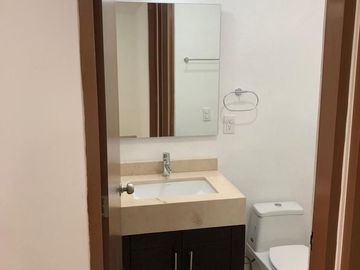 VENTA o RENTA DEPARTAMENTO  EN PRIVALIA QUERETARO