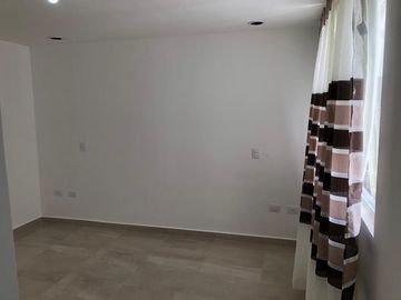 VENTA o RENTA DEPARTAMENTO  EN PRIVALIA QUERETARO