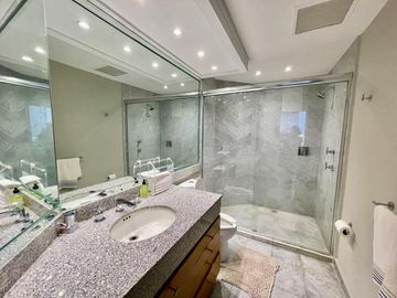 Departamento en Venta, Bosques de Las Lomas, La Jolla