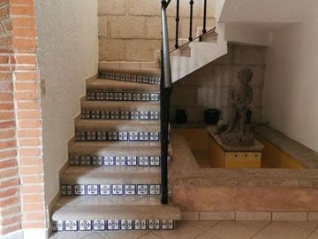 VENTA CASA PEÑA DE BERNAL AMUEBLADA o SIN AMUEBLAR QUERETARO
