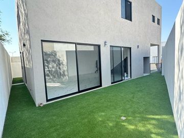 Casa en VENTA O RENTA  ZEN LIFE II