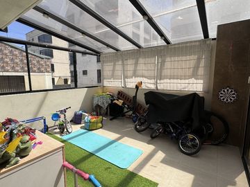 Venta lindo departamento, sector Ponceano