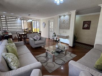 Venta lindo departamento, sector Ponceano
