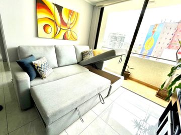 REMODELADO, COCINA ULTRA.-MODERNA, c/PISCINA, GYM, y FRENTE al HOTEL ALOFT
