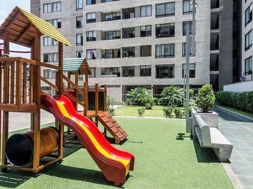 REMODELADO, COCINA ULTRA.-MODERNA, c/PISCINA, GYM, y FRENTE al HOTEL ALOFT