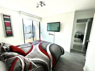 REMODELADO, COCINA ULTRA.-MODERNA, c/PISCINA, GYM, y FRENTE al HOTEL ALOFT