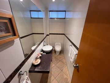 VENTA DE DEPARTAMENTO EN LOS ALAMOS DE MONTERRICO