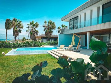 SE VENDEN CASAS EN PUERTO CAYO MANABÍ
