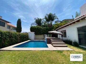 Preciosa casa a la venta en Kloster Sumiya
