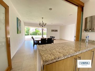Preciosa casa a la venta en Kloster Sumiya