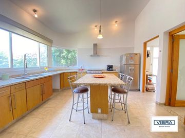Preciosa casa a la venta en Kloster Sumiya
