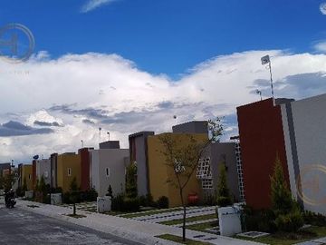 CASA EN VENTA EN TIZAYUCA, EN PRIVADA CON ALBERCA,HIDALGO