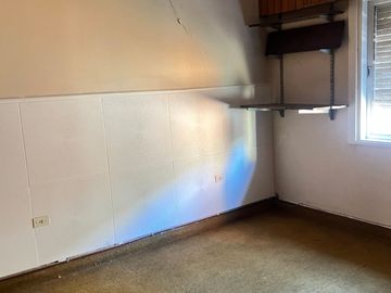 Casa Interna en venta de 2 D 2 B patio Nicaragua al 1000 Bº UNS U$S 65.000