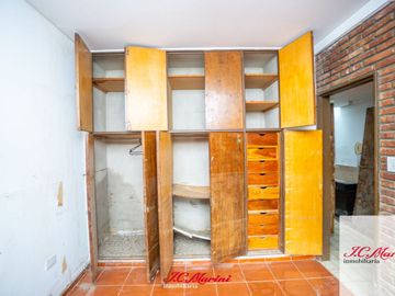 Casa en venta de 4 dormitorios c/ cochera en San Cayetano