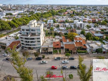 Casa en venta de 4 dormitorios c/ cochera en San Cayetano