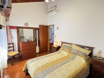 Casa PH en venta en Lanus Oeste