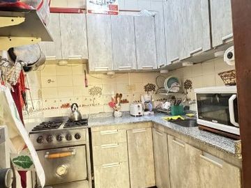 Casa PH en venta en Lanus Oeste