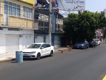 Casa uso de suelo en venta en Evolución, Nezahualcóyotl, México