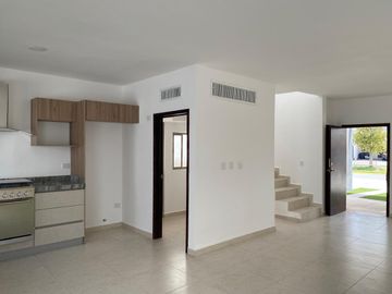 CASA EN VENTA EN VILLA IÑIGO JONES, VILLAS DEL RENACIMIENTO, TORREON COAH.