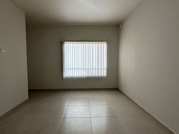 CASA EN VENTA CON ESTUDIO, CUMBRES DEL LAGO JURIQUILLA