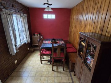 DEPARTAMENTO TIPO PH DE 3 AMBIENTES CON PATIO, QUINCHO Y TERRAZA EN PLANTA ALTA EN VENTA. SAN ISIDRO