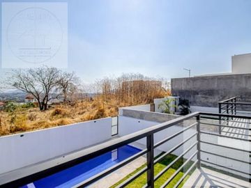 CASA EN VENTA EN BURGOS BUGAMBILIA